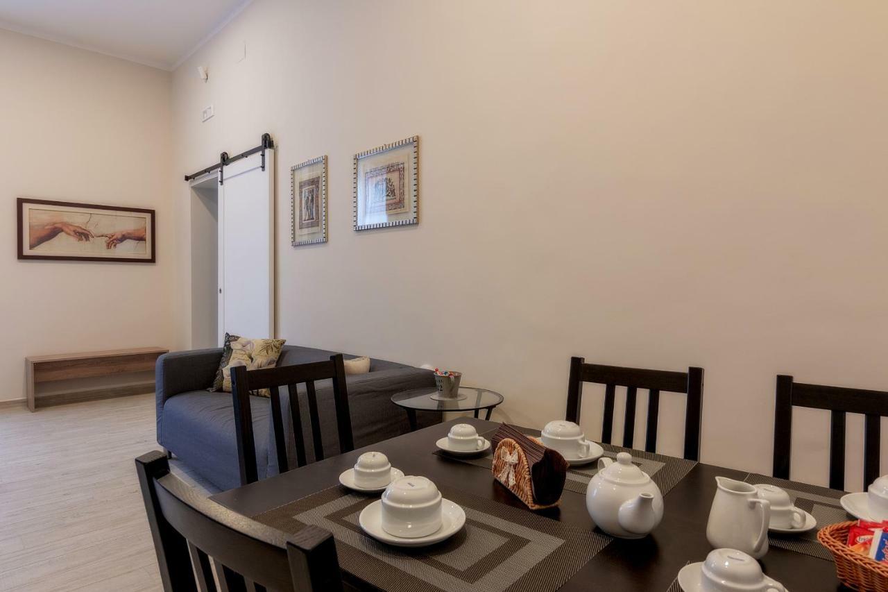 B&B Mariella'S House Санта-Мария-Капуа-Ветере Экстерьер фото