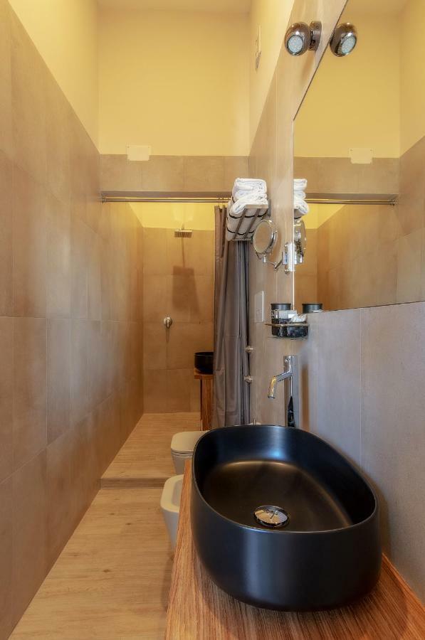 B&B Mariella'S House Санта-Мария-Капуа-Ветере Экстерьер фото